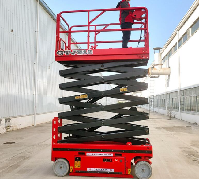 灯塔自行走移动式升降机